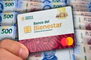 Llama Bienestar a cambiar tarjetas de pensión de adultos mayores de BBVA