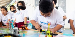 Destacan estudiantes yucatecos en la competencia FIRST LEGO League regional