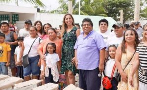 Marybel Villegas cumple compromiso con la escuela primaria Cuitlahuac de la Región 510