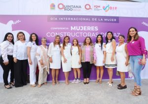 Realizan conferencia Mujeres Constructoras de la Paz