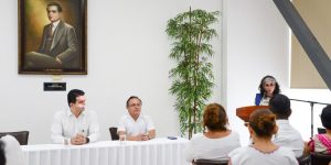Curso de lengua maya para funcionarios y empleados del Congreso del Estado en Yucatán