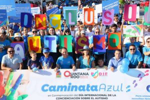 Realizan Caminata Azul en conmemoración al Día Internacional de la Concienciación sobre el Autismo
