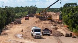 preparan terreno para colocar las vías del Tren Maya en tramos de Quintana Roo