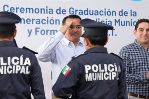 Renán Barrera garantiza que el Municipio tenga equidad y orden