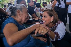 Adultos mayores prioridad del Gobierno de México y de Quintana Roo: Mara Lezama