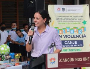 promueve Ana Paty Peralta infancias sin violencia en Cancún