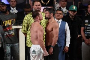 ‘Canelo’ Álvarez y John Ryder cumplen con el peso oficial para su pelea