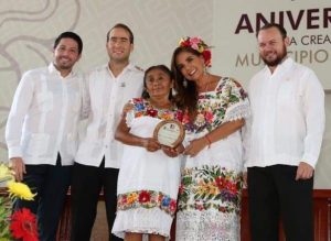 Con trabajo y unidad, a Tulum le espera un futuro próspero: Mara Lezama