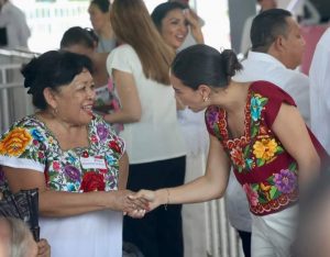 Solo nuestro presidente AMLO ha devuelto la esperanza a las mujeres: Ana Paty Peralta