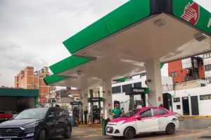 Hacienda aumenta el estímulo fiscal a gasolinas Magna y Premium