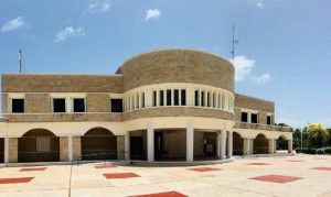 Sale terna para la designación del nuevo Rector de la Universidad Autónoma del Estado de Quintana Roo