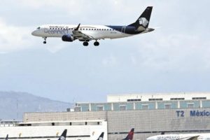 Reducción de operaciones en el AICM afectará a pasajeros y trabajadores, afirma Aeroméxico