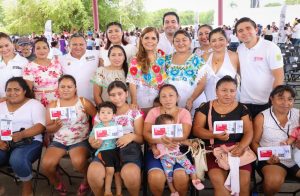 Un total de 2 mil 400 tarjetas “Mujer es Poder” fueron entregadas en José María Morelos