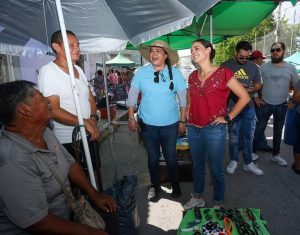 Garantiza Ana Paty Peralta seguridad en los tianguis de Cancún