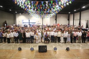 Gran participación en la feria “Por y para las Personas Adultas Mayores” del DIF Yucatán