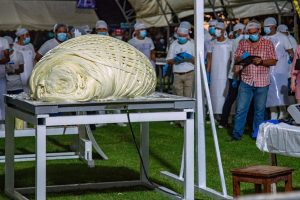 Chiapas rompe Récord Guinness con la elaboración de la bola más grande de queso