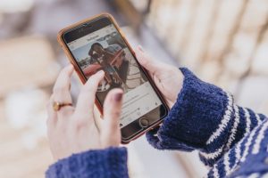 Instagram prueba función para compartir ‘posts’ en ‘feed’ solo con mejores amigos