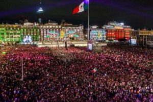 Martí Batres reporta asistencia de 190 mil personas en el Zócalo para el Grito de Independencia