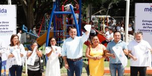 Renán Barrera impulsa mejores carreteras y espacios públicos en comisarías del sur