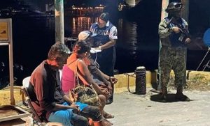 Regresan a México pescadores que fueron rescatados en Belice