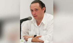 Cumplió el 75 por ciento de automovilistas, con el cambio de sus placas en Quintana Roo: Héctor Contreras