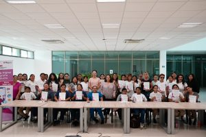IQM capacita a estudiantes de la Universidad Politécnica de Bacalar en Marketing Digital y Fotografía