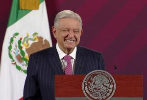 Andrés Manuel López Obrador, festejará su cumpleaños 70