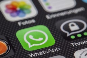 WhatsApp permitirá fijar mensajes en grupos de chat
