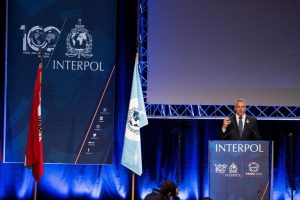 Interpol lanza un sistema biométrico para identificar con rapidez a personas buscadas