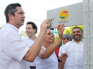 Avanza la modernización de los semáforos y cruces seguros en Cancún bajo el liderazgo de Ana Paty Peralta