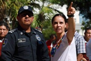 Apuntala Ana Paty Peralta seguridad con amplio proyecto de video vigilancia para Cancún
