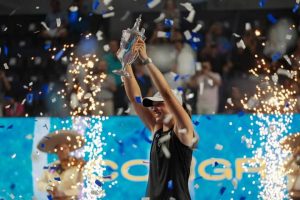 Iga Swiatek, campeona de las WTA Finals 2023 en Cancún