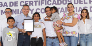 Familias del sur de Mérida gozan de certeza patrimonial gracias al apoyo del Gobernador Mauricio Vila