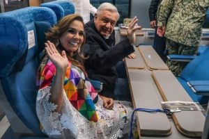 Mara Lezama acompaña al Presidente Andrés Manuel López Obrador en inauguración del tramo Cancún-Palenque del Tren Maya