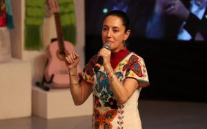 Claudia Sheinbaum defiende a Gonzalo López Beltrán ante acusaciones de negocios ilícitos en el Tren Maya