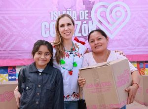 Programa Isleña de Corazón, que impulsa Atenea Gómez Ricalde amplía su cobertura en Isla Mujeres