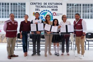 Estrenan 8 nuevas aulas alumnos del CETMAR 41, entregadas por Mara Lezama