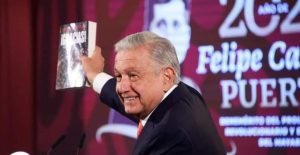El presidente Andrés Manuel López Obrador presenta su libro “¡Gracias!”; costará 298 pesos