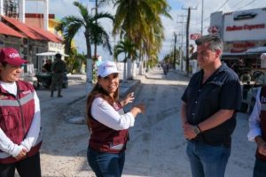 Supervisa Mara Lezama trabajos en Holbox tras frente frío