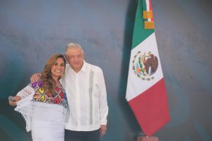 Vías del Tren Maya traen desarrollo y prosperidad de norte a sur en Quintana Roo: Mara Lezama