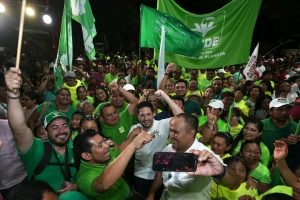 Vamos a consolidar la transformación en Cozumel: Renán Sánchez Tajonar , candidato a diputado por el Distrito 11