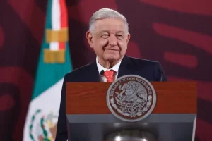 Aprobación de AMLO sube a 58 % tras un mes de las campañas, según encuesta