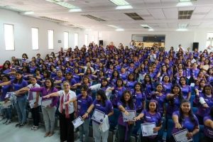 Rinden protesta redes de mujeres jóvenes «Faros de Luz»