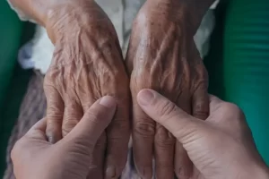 Avanza el conocimiento de una variante que protege del alzhéimer hereditario temprano