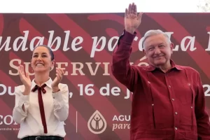 Andrés Manuel López Obrador felicita a Claudia Sheinbaum por su cumpleaños