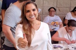 Mara Lezama emite su voto en las Elecciones 2024