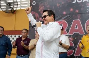 Llama Gobernador Electo de Yucatán Joaquín Huacho Díaz Mena a ayudar con solidaridad al que más lo necesita