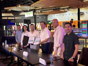 Firman convenio de colaboración Go Outlet Riviera Maya, centro de entretenimiento Intrepoli con el sindicato d Taxistas «Andrés Quintana Roo»