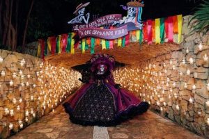 El grupo Pop Latino Reik protagoniza el concierto de gala del 18º Festival de Tradiciónes de Vida y Muerte de XCARET