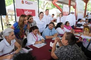 Fortalece Mara Lezama bienestar social y jurídico a las y los habitantes de la SM 94 de Cancún